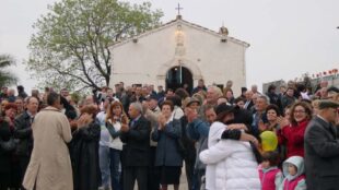 TRADIZIONALE MESSA DEL LUNEDI DELL’ANGELO NELLA CHIESA DI SANTA LUCIA