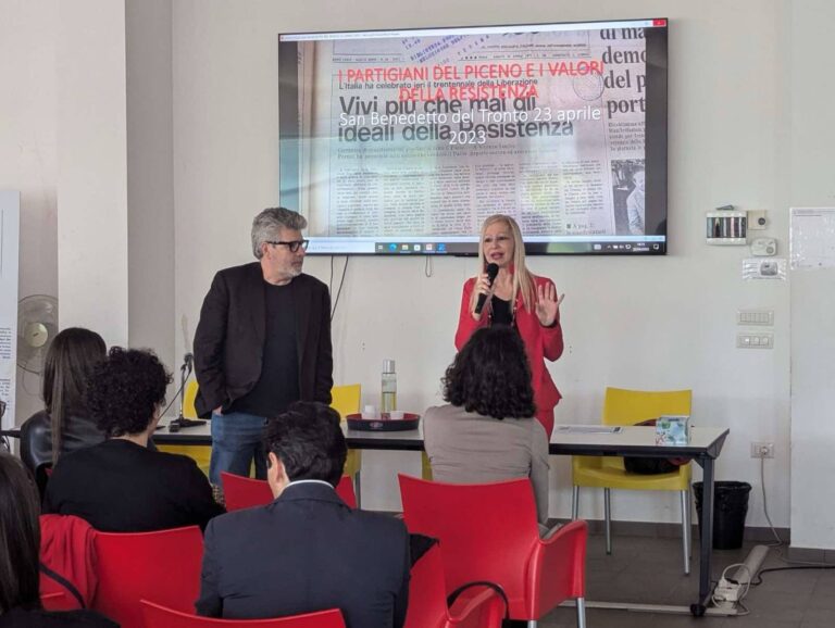 Liberazione con lo storico Costantino di Sante al Liceo Rosetti