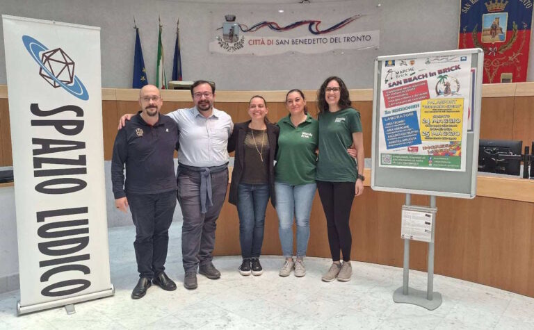 SAN BEACH IN BRICK @ PALASPECA