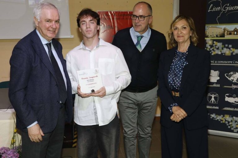 Lorenzo Biancucci primo nelle Marche al Premio Leopardi