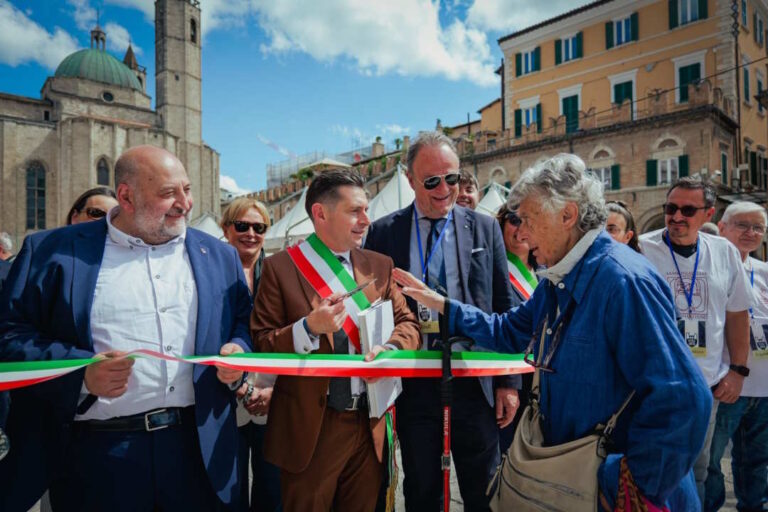 CeramicAscoli, la città celebra la ceramica: grande partecipazione nella due giorni dell’evento
