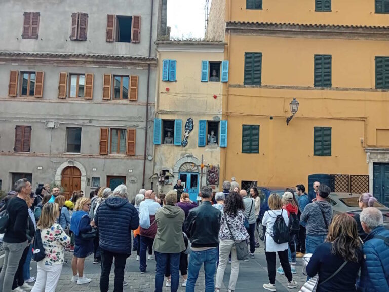 Partito da San Benedetto del Tronto il percorso delle camminate letterarie del 2025