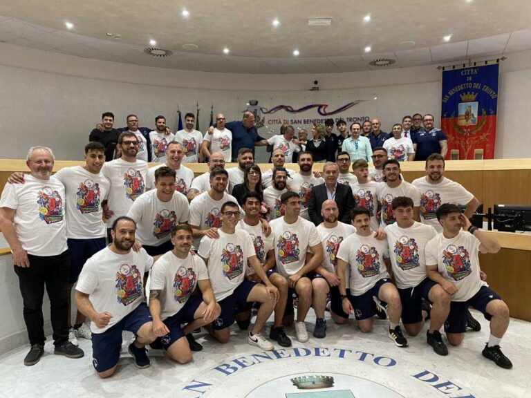 Unione Rugby San Benedetto ricevuta dal Sindaco per la promozione in A