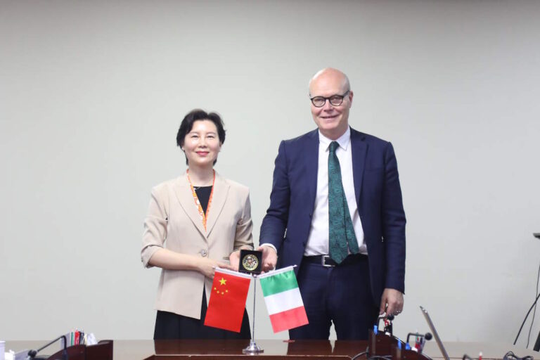 Pechino, nuovi scenari accademici tra UniMc e la Normal University