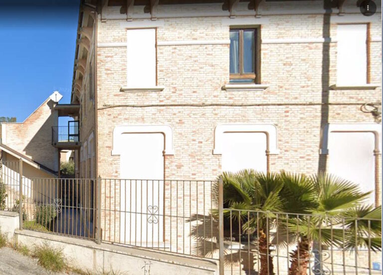 Stazione di Posta nell’immobile comunale di via dei Lauri? (2,4 milioni di euro)