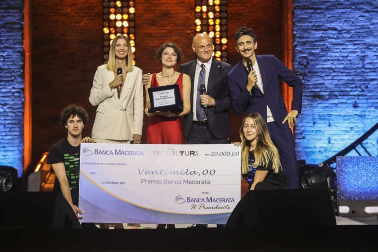 Elena Mil è la Vincitrice assoluta di Musicultura 2025