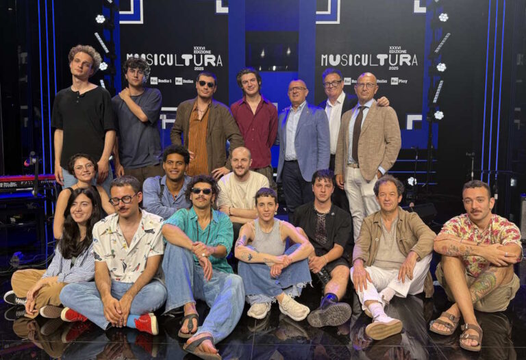 MUSICULTURA: PRESENTATI OGGI IN RAI A ROMA GLI 8 VINCITORI E I CONDUTTORI DEL FESTIVAL CAROLINA DI DOMENICO E FABRIZIO BIGGIO