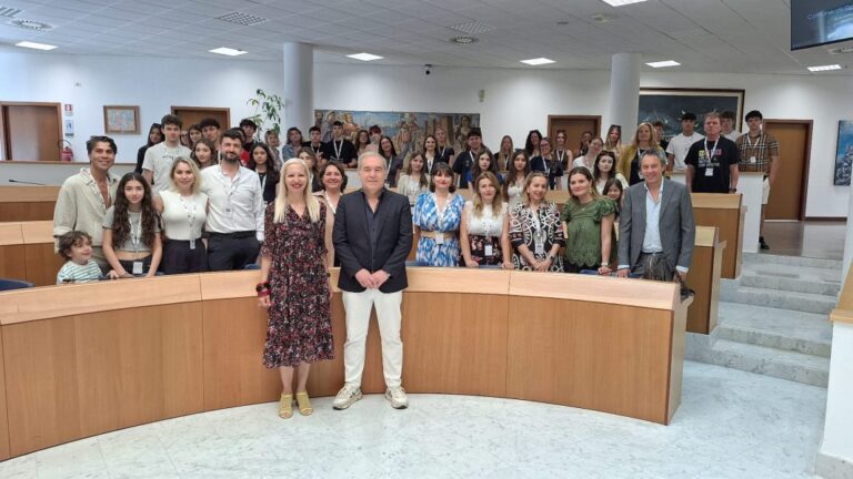 Studenti da cinque Paesi in visita in Municipio