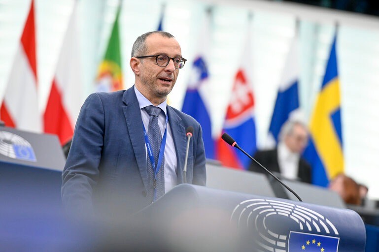 Ricci: “Venerdì dalla piazza di Ancona inizia il cambiamento delle Marche”