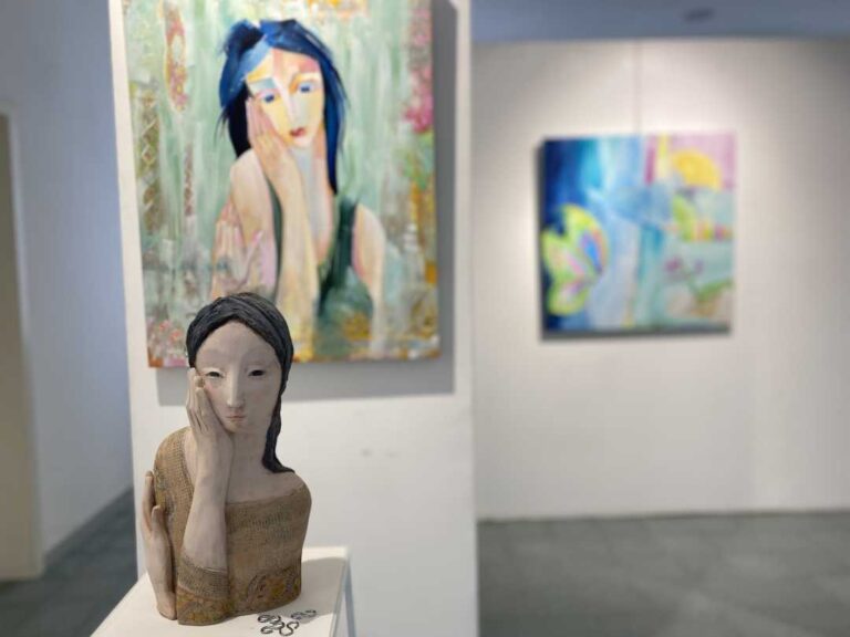 Claudia Cundari, ‘Tra sogno ed alba’ verso il finissage