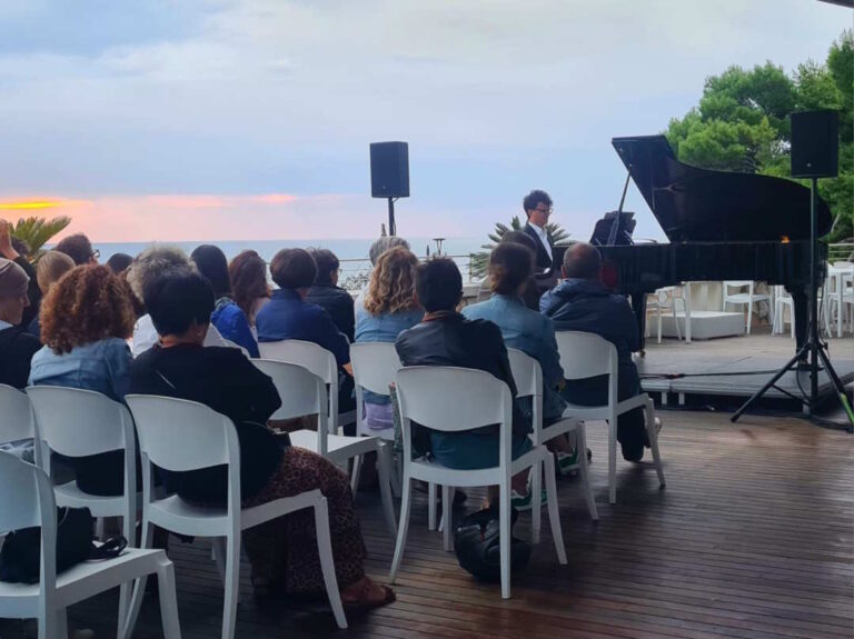 Festival Adriatico Mediterraneo, ultima giornata ma non finisce qui: altre date fuori cartellone