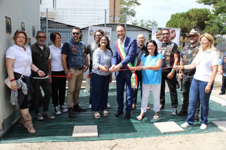 Un rombo di 70 Harley per Kairos