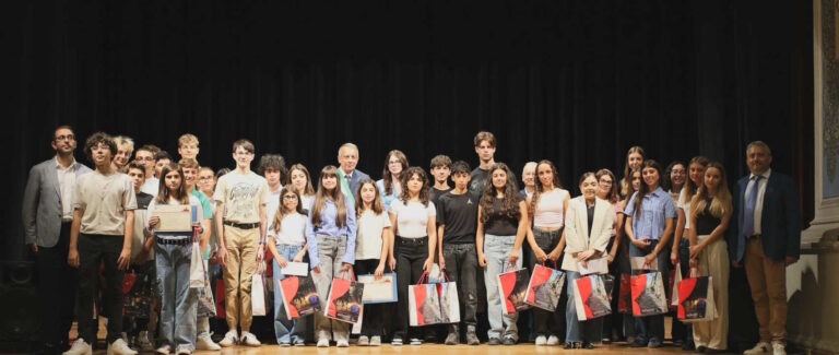 AL TEATRO GOLDONI IL PREMIO DI MERITO SCOLASTICO