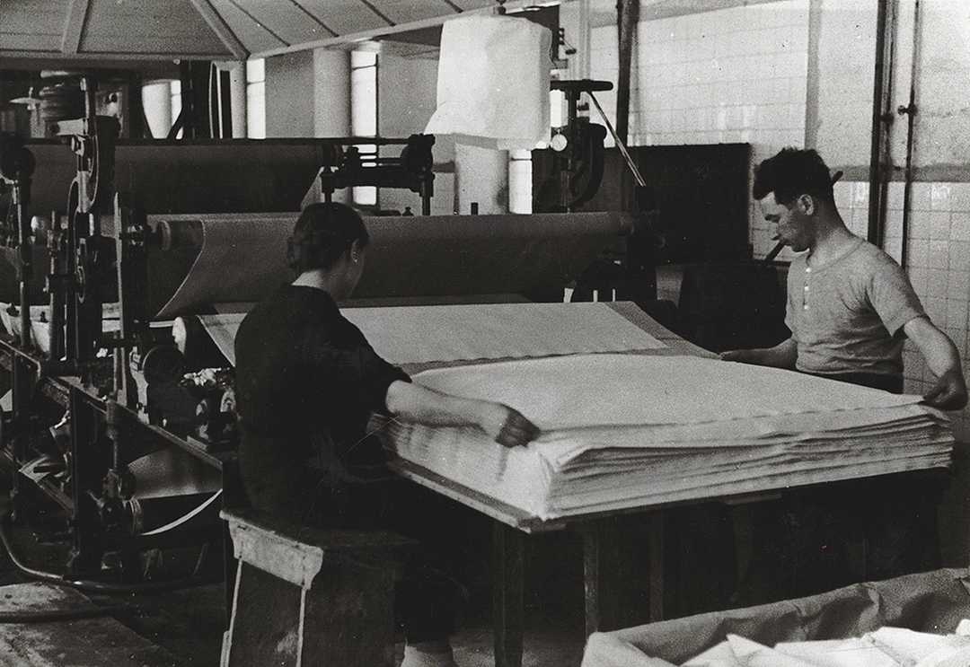 image001-25