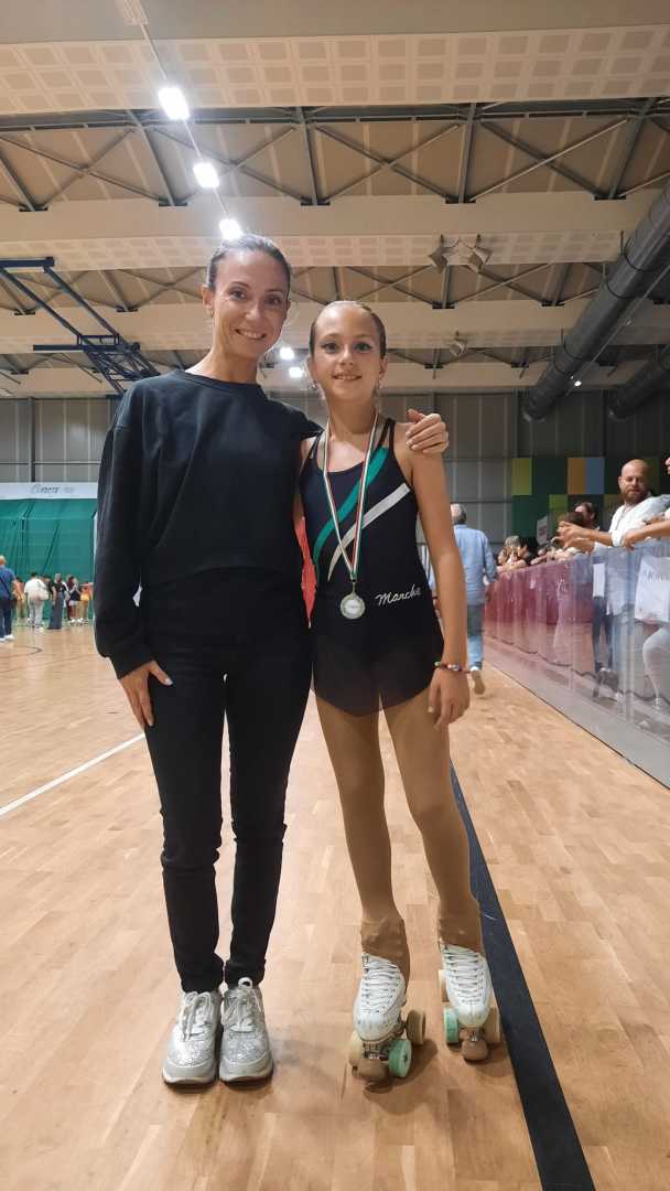 Pattinaggio Artistico: Rossini e Girolami convocate nel team Marche al Trofeo delle Regioni