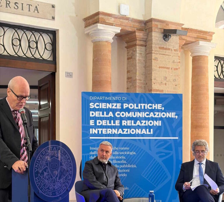 Lorenzo Guerini inaugura i corsi del Dipartimento di Scienze politiche UniMc