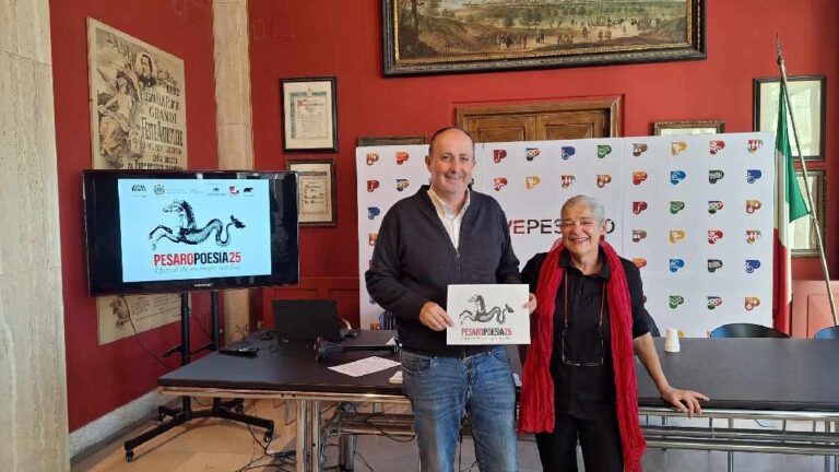 PesaroPoesia25. Il festival che era meglio non fare