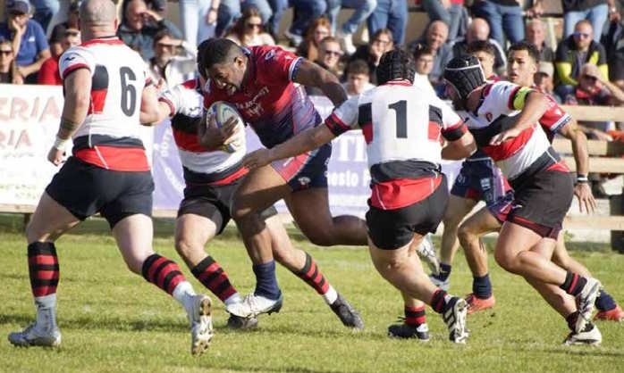 Esordio con sconfitta di misura per l’Unione Rugby San Benedetto sull’insidioso campo di Paganica: 21-17