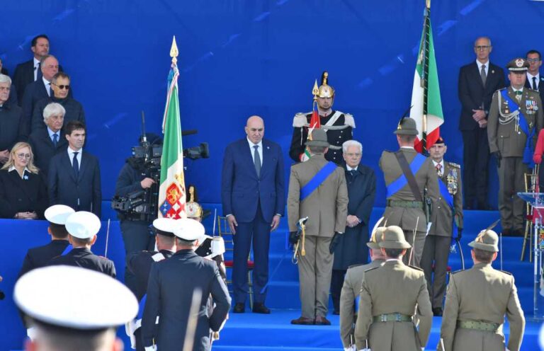 AD ANCONA LE CELEBRAZIONI PER LA GIORNATA DELL’UNITÀ NAZIONALE E DELLE FORZE ARMATE