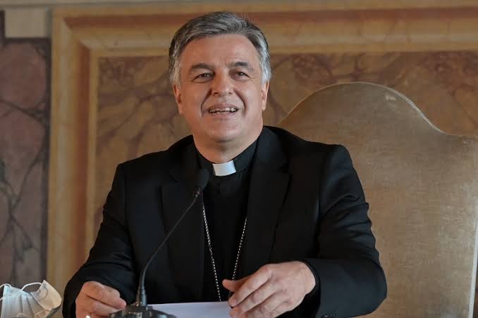 Grazie alla tenerezza e misericordia del nostro Dio ci visiterà un sole che sorge dall’alto