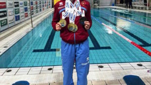 Tre tricolori e un bronzo a Elena Capretta in vasca corta