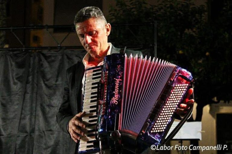 Auguri a… Buon Compleanno Emidio