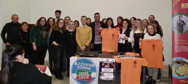 Autodifesa femminile, grande partecipazione a San Benedetto: il corso di Azzurro Donna Marche ritorna nel 2026