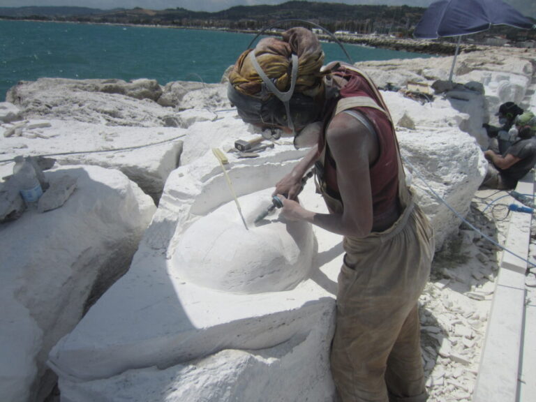 Il Festival dell’Arte sul Mare compie 30 anni, selezionati e invitati gli artisti