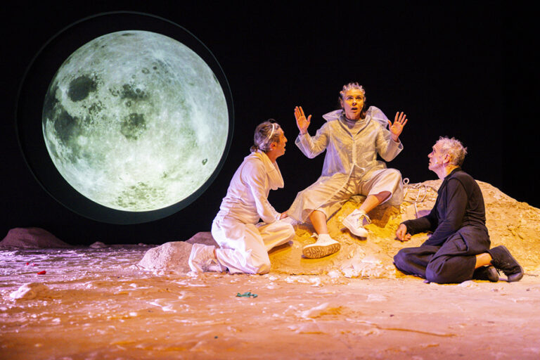 “IL CONTRARIO DI ME” DOMENICA 22 MARZO AL TEATRO LAURO ROSSI DI MACERATA PER “FINALMENTE DOMENICA!” UNO SPETTACOLO PER TUTTA LA FAMIGLIA TRA MITO, CRESCITA ED EQUILIBRIO INTERIORE