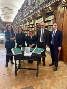 Patrimonio culturale senza barriere: un manuale che parla nove linguaggi