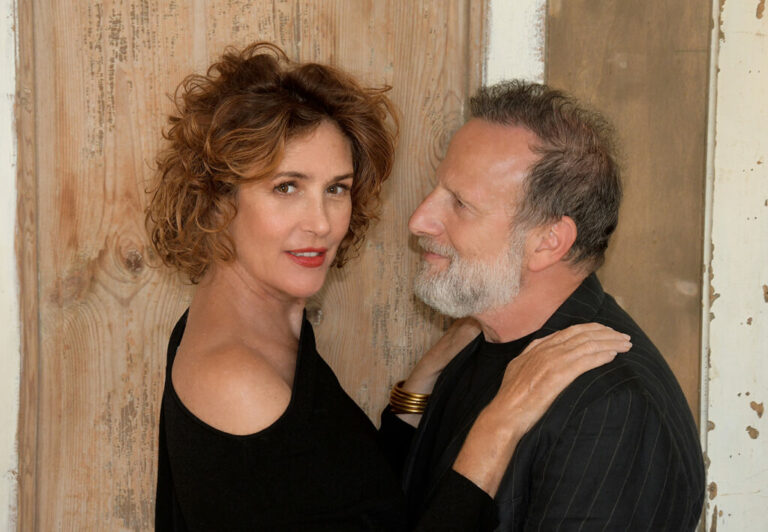 SAN COSTANZO, GIOVEDÌ 12 MARZO AL TEATRO DELLA CONCORDIA LUCREZIA LANTE DELLA ROVERE E ARCANGELO IANNACE IN “NON SI FA COSÌ”, TRA CRISI E VERITÀ DI COPPIA