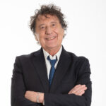 RISATE E COLPI DI SCENA AL TEATRO PERSIANI DI RECANATI MARTEDÌ 24 MARZO ENZO IACCHETTI PORTA IN SCENA “BUONGIORNO, MINISTRO!”, COMMEDIA ESPLOSIVA TRA SCANDALI, AMORE E FOLLIA