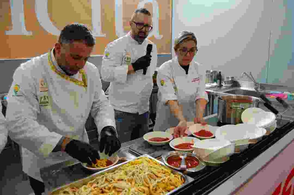 Tipicità, Coldiretti Marche battezza la prima giornata con lo show cooking dei suoi cuochi contadini