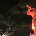 monumento-pescatore-illuminato-1024x576-1
