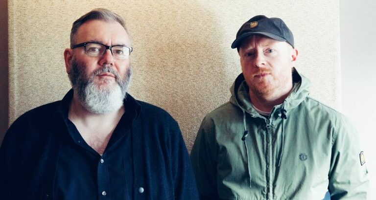 Arab-Strap-5-by-Paul-Savage-846x451-1