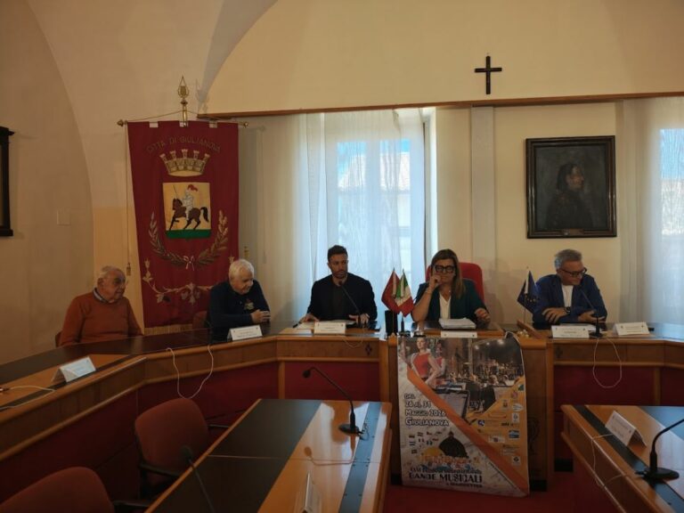 La-conferenza-stampa