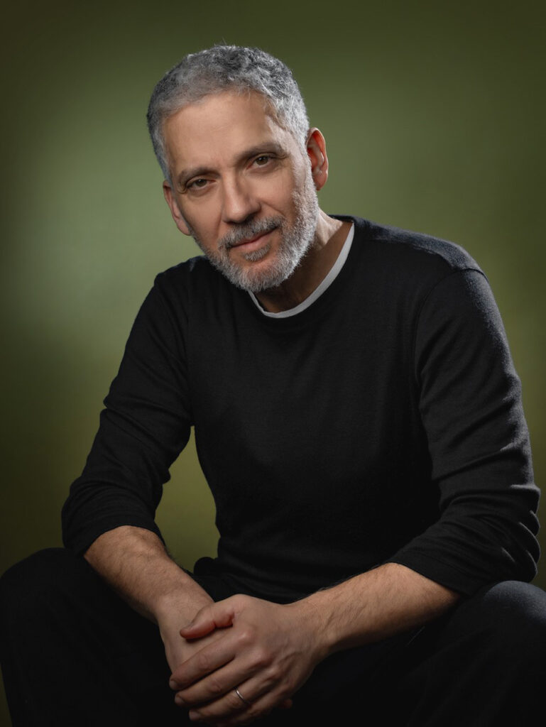 Beppe-Fiorello-769x1024-1