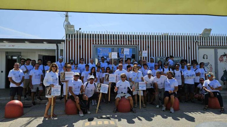 I-partecipanti-al-Palio-Velico-2026