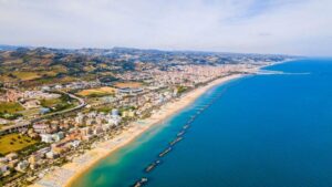 citta-spiaggia-mare-1024x576-1