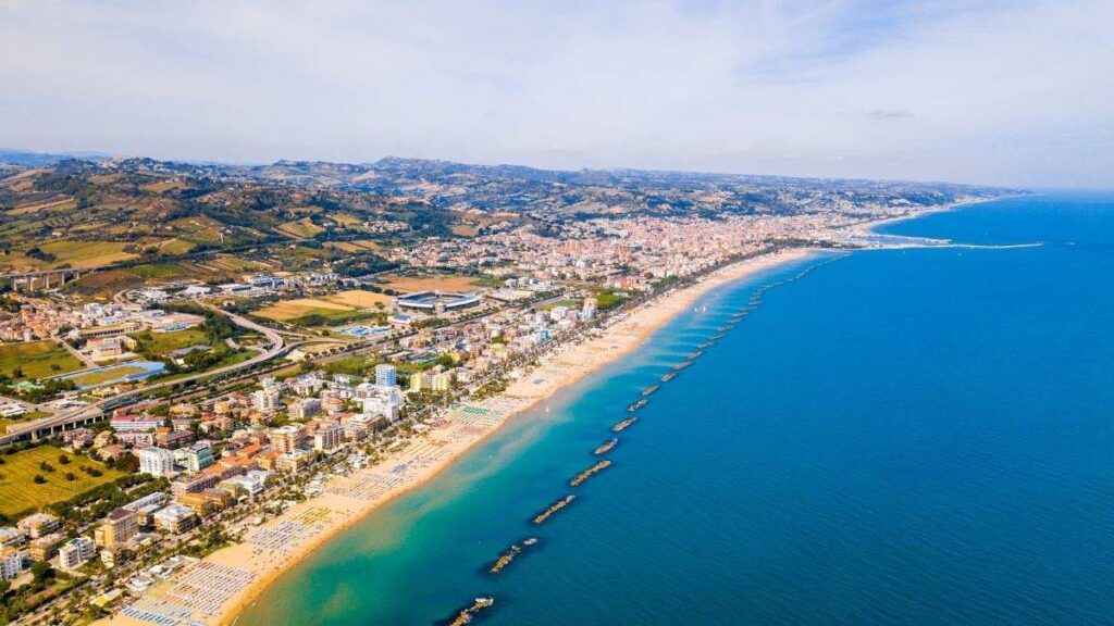 citta-spiaggia-mare-1024x576-1